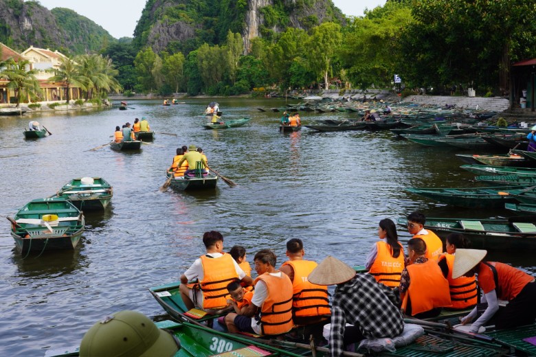 Tăng cường quản lý hoạt động du lịch, bảo đảm an toàn cho khách du lịch